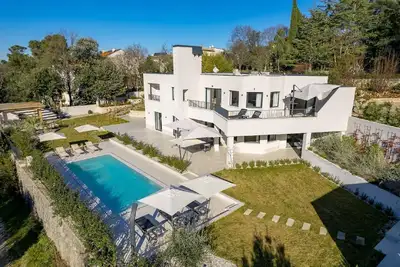 Image de Maison de vacances pour 12 personnes env. 320 qmà Milčetići, Baie de Kvarner (Krk)