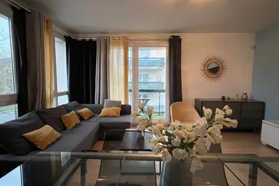 Beautiful T4 appartement 8 Personnes proche Disney+ parking privé