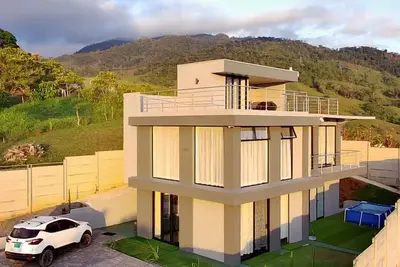 Image de Mountain Valley View House, for peace and lovers of nature
