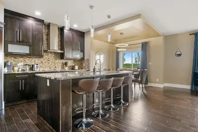 Image de Large 5br Home » Central Ac » King Bed » Netflix