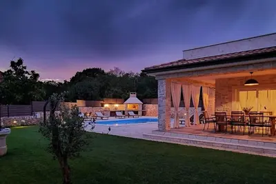 Image de Rustikale Villa auf der Insel Krk: 3 km vom Strand Entfernt, Ideal für 10 Gäste