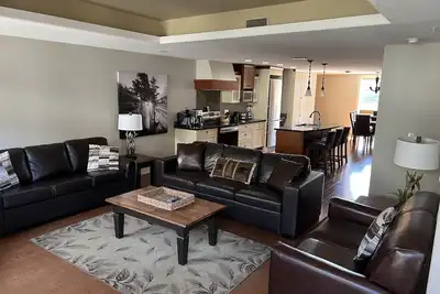 Image de 3 Bedroom Luxury Condo