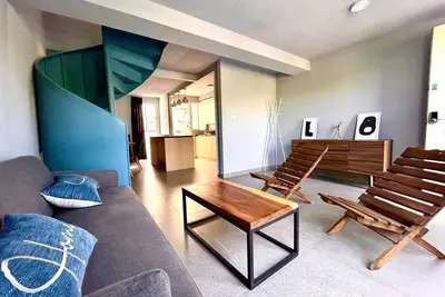 Image de 10 min to Angeloplis! Family-sized, Netflix w\/playground and Football park