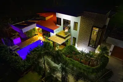 Image de Luxury 69 House Where Innovation Meets Elegance
