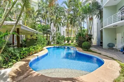 Image de Vvii2: 2 bdrm w/ ensuite bathrms in centre of town