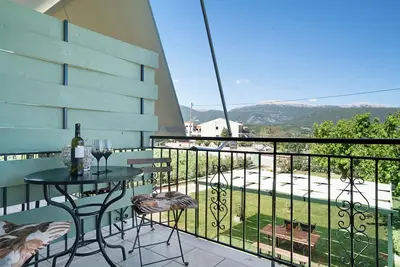 Studio 'Rosegarden Scepter D'isle' avec terrasse partagée, Wi-Fi et climatisation