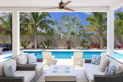 Image de Unparalleled 21: Luxury Villa w/Pool & Golf Cart