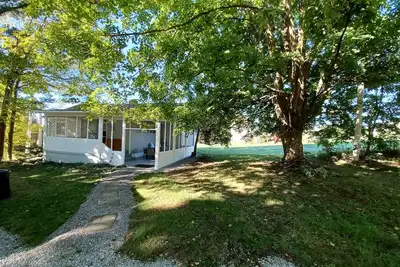 Image de Cozy & Contemporary Corner Cottage