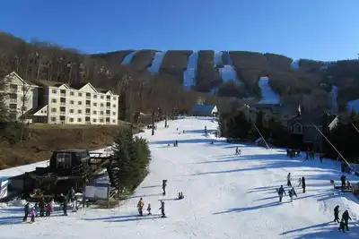 Image de Jiminy Peak 2 Bedroom 2 Bath Deluxe Condo. Wyndham Bentley Brook