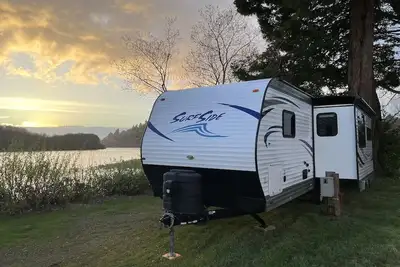 Image de Surftside glamping rv - Site #17