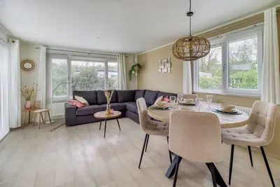 Image de Chalet pour 4 personnes en bord de mer, 150 mètres de la plage de Cadzand-Bad