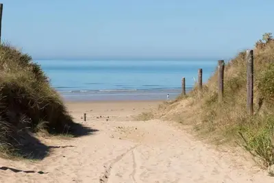 Image de Charmante maison de vacances pour 6 personnes maximum à 200m de la mer,