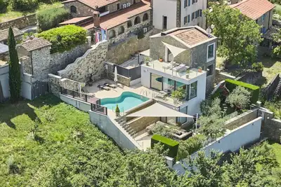 Image de Residence Monte near Umag for 8+2 people with heated infinity pool, spa & play room