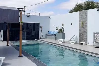 Image de Magnifique Villa 4 personnes tout confort piscine privative