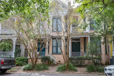 Image de Forsyth Park ~ Waldburg Historic Home, Savannah, Ga