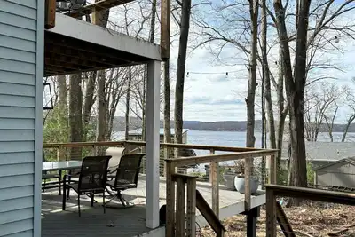 Image de Lakehouse  Getaway – Modern Comfort and Great Views on Lake Wallenpaupack