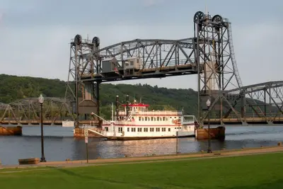 Image de A quick stroll to the finest living Historic Stillwater has to offer.