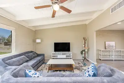 Image de Kids Playground, Pet-Friendly, Office, 5beds!