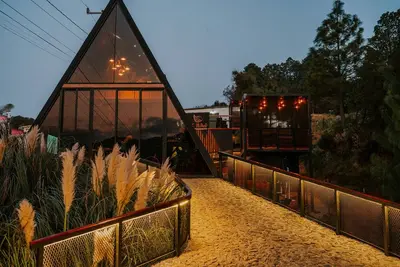 Loft Triangular con Vista a las Montañas K Naj