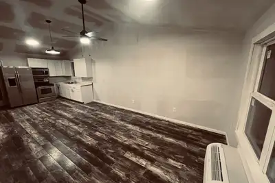 Image de Stay in this nice modern house with an open floor plan. Barren River State Park