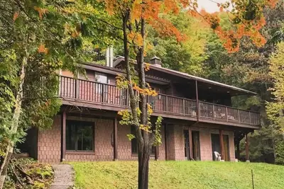 Image de Private Rustic Lodge w/ Lakefront Views