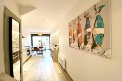 Image de Au pied des remparts, maison avec piscine et vue exceptionnelle, gîte La Trivala