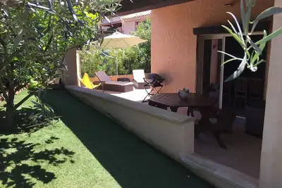 Image de A 15 km d'Ajaccio Rez de jardin. Parking et Piscine privés