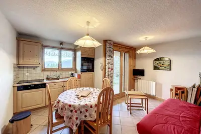 Image de Charmant 3 pièces avec jardin, parking et proximité ski bus à 900m du village de Combloux