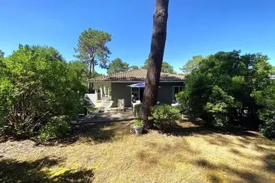 Image de Charmante villa à Lège-Cap-Ferret avec jardin, proche des plages et commerces, idéale pour 6 personnes
