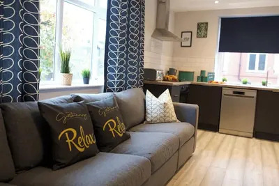 Image de Mancunian Apartment Sale | Nr Manchester Sleeps 6