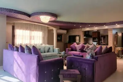 Image de 230 Sq M flat in heart of Nasr City, 15 M. from airport, few mins frm several mals.