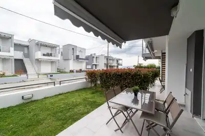 Image de Two-Bedroom Apartment with Side Seaview, in Thalassa Residential Complex