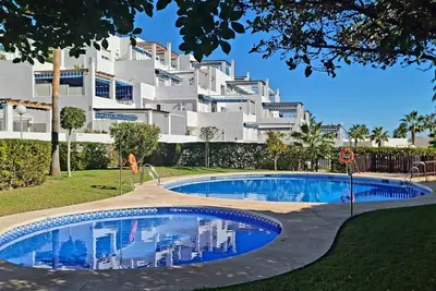 Image de Beautiful and spacious apartment a few meters from the beach with large terrace