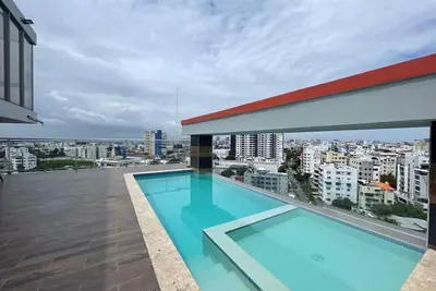 Image de Bueno, Bonito y Barato! Las 3 Bs estan aqui! A 2 cuadras del Downtown Center!