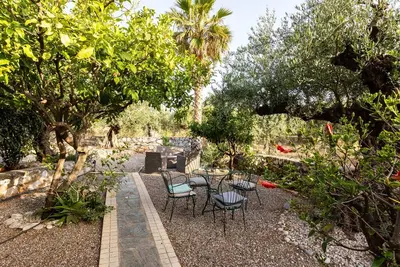 Image de Stoupa Oasis - Spitiko Garden Getaway
