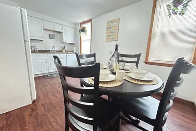 Image de Millvale Charm 2 br close to downtown Pittsburgh