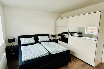 Image de 5 Minuten vom Freizeitpark und Einkafszentrum Entfernt Familien-ap mit Parkplatz