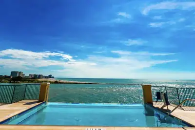 Image de Waterfront Room - The views are incredible!