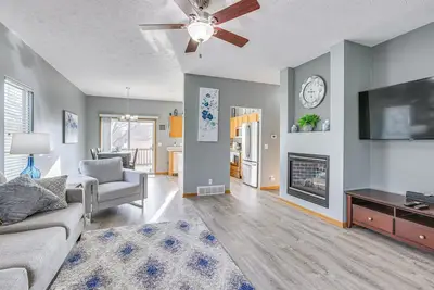Image de Updated Omaha Condo - 15 Miles to Downtown!