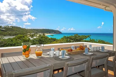 Image de Luxury 3 bedroom  stunning villa with direct beach access