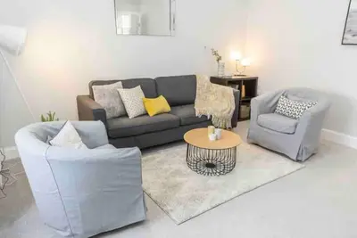 Image de Mila House - Coorie Doon. Ayr Racecourse