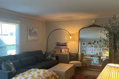 Image de Lakeside Eclipse Escape