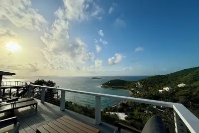 Image de Sip your coffee while watching the sunrise! ! Relaxation happens here!