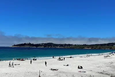 Image de Charming Cottage in Carmel-by-the-Sea. Blocks from downtown and the beach!