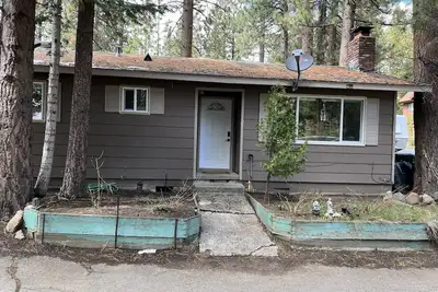 Image de J-1 friendly housing- Cozy Tahoe Cottage