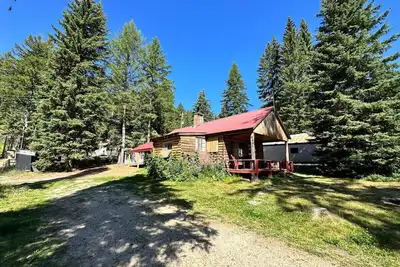 Image de Cozy Cabin on the shores of Lake Cascade, 4 miles to Tamarack Resort