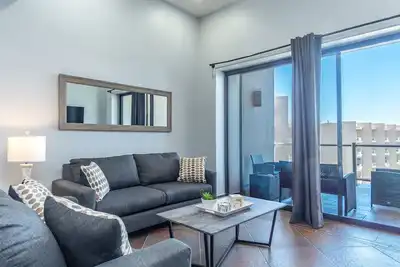 Image de Amazing 1 Br 1 Ba Cortez 1502 @ Las Palomas Phase ll