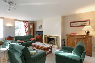 Image de Maison de vacances accueillante avec jardin