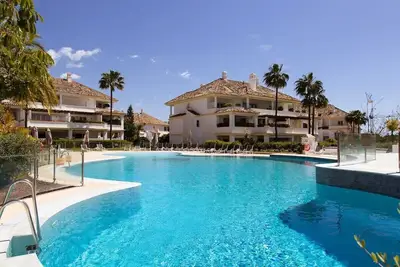 Image de Fantastic 3 Bdr Condo in Marbella's Golden Mile