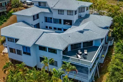 Image de Poolside Paradise: with Double Bay View Rooms - Unit C